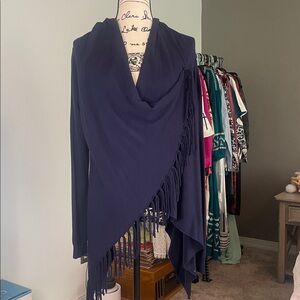 Lovestitch- Chic Navy blue Wrap Cardigan in Size Large is NWT